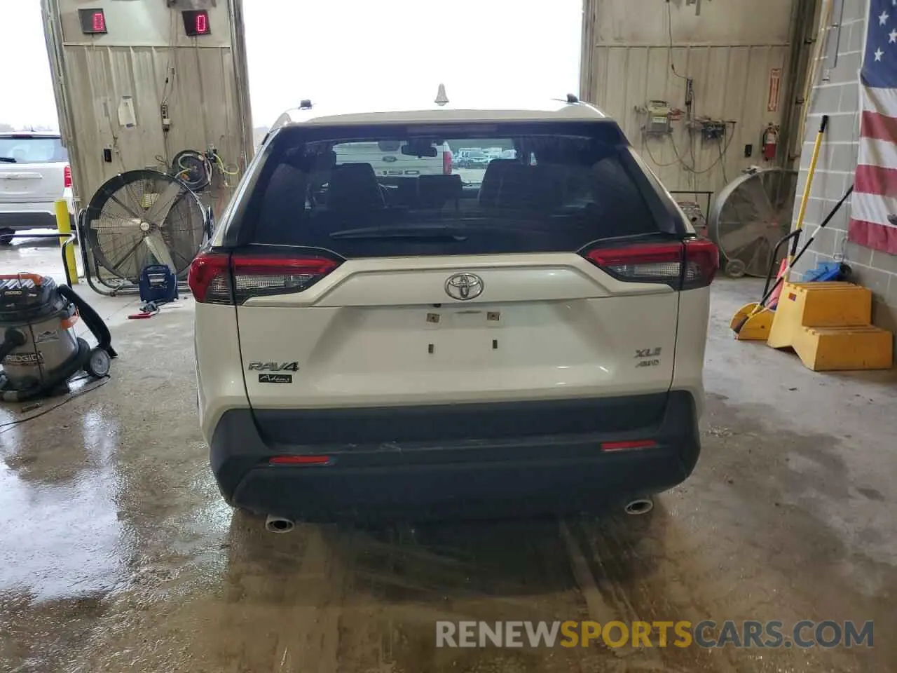 6 Photograph of a damaged car JTMA1RFV3PD093611 TOYOTA RAV4 2023