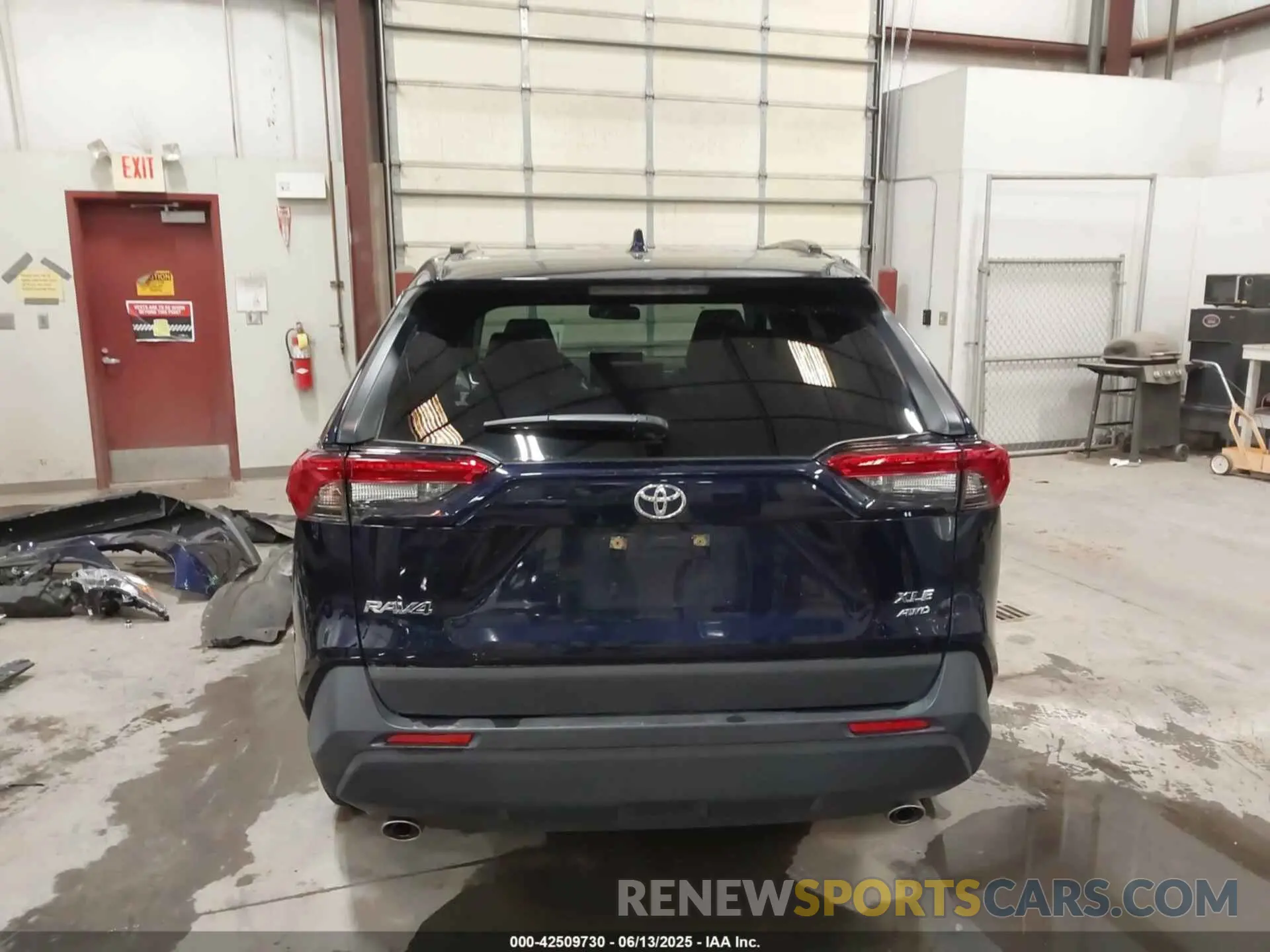 17 Photograph of a damaged car JTMA1RFV7PD097029 TOYOTA RAV4 2023