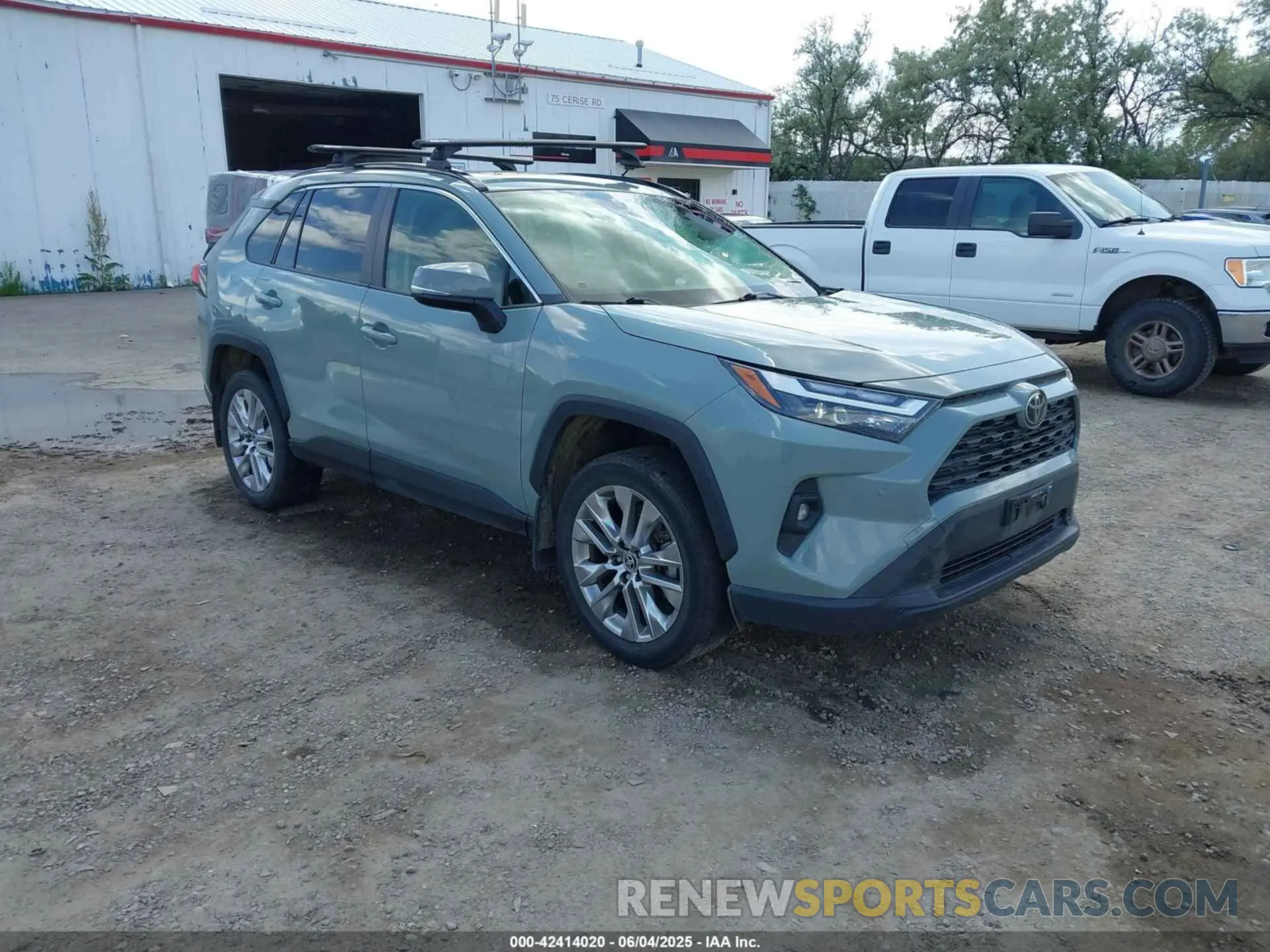 1 Photograph of a damaged car JTMA1RFV8PD097668 TOYOTA RAV4 2023
