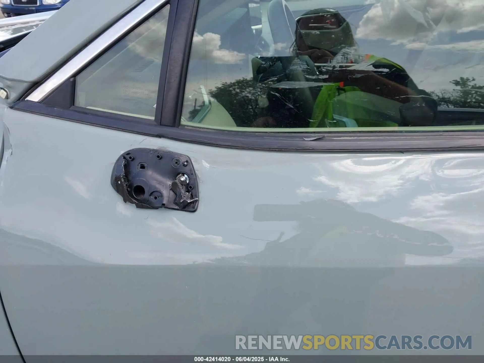 20 Photograph of a damaged car JTMA1RFV8PD097668 TOYOTA RAV4 2023