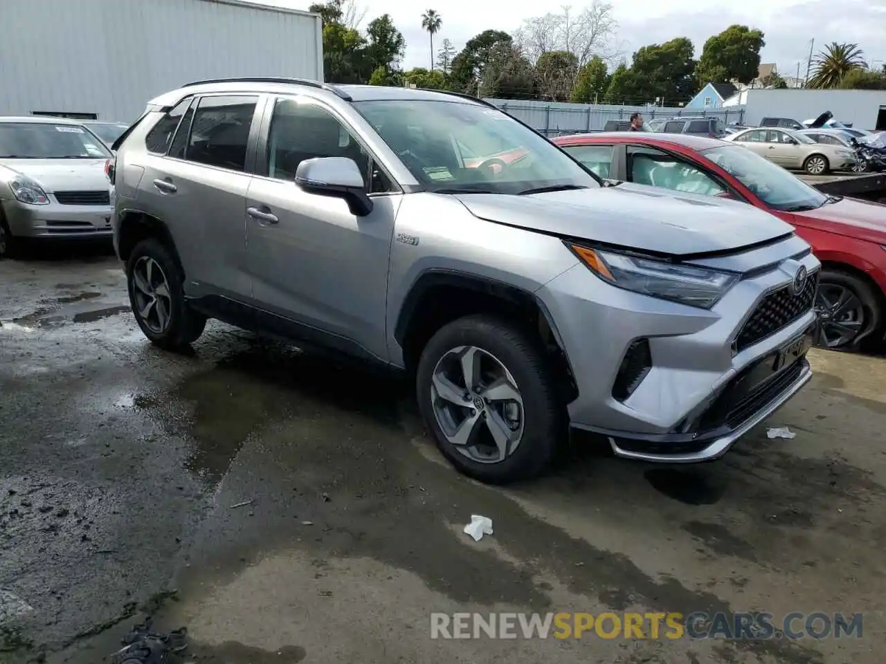 4 Photograph of a damaged car JTMAB3FV3PD146401 TOYOTA RAV4 2023