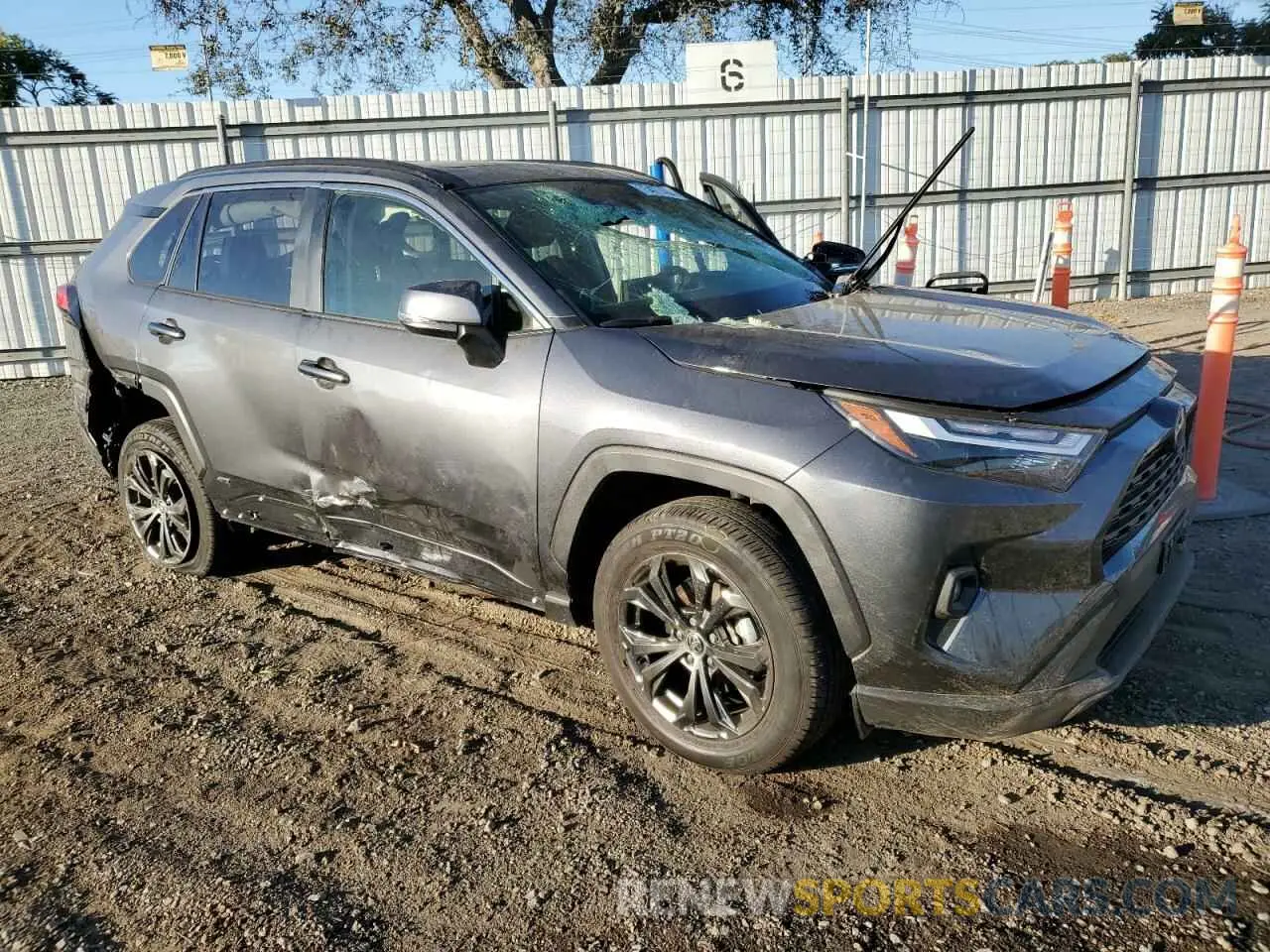 4 Photograph of a damaged car JTMB6RFV0PD544614 TOYOTA RAV4 2023