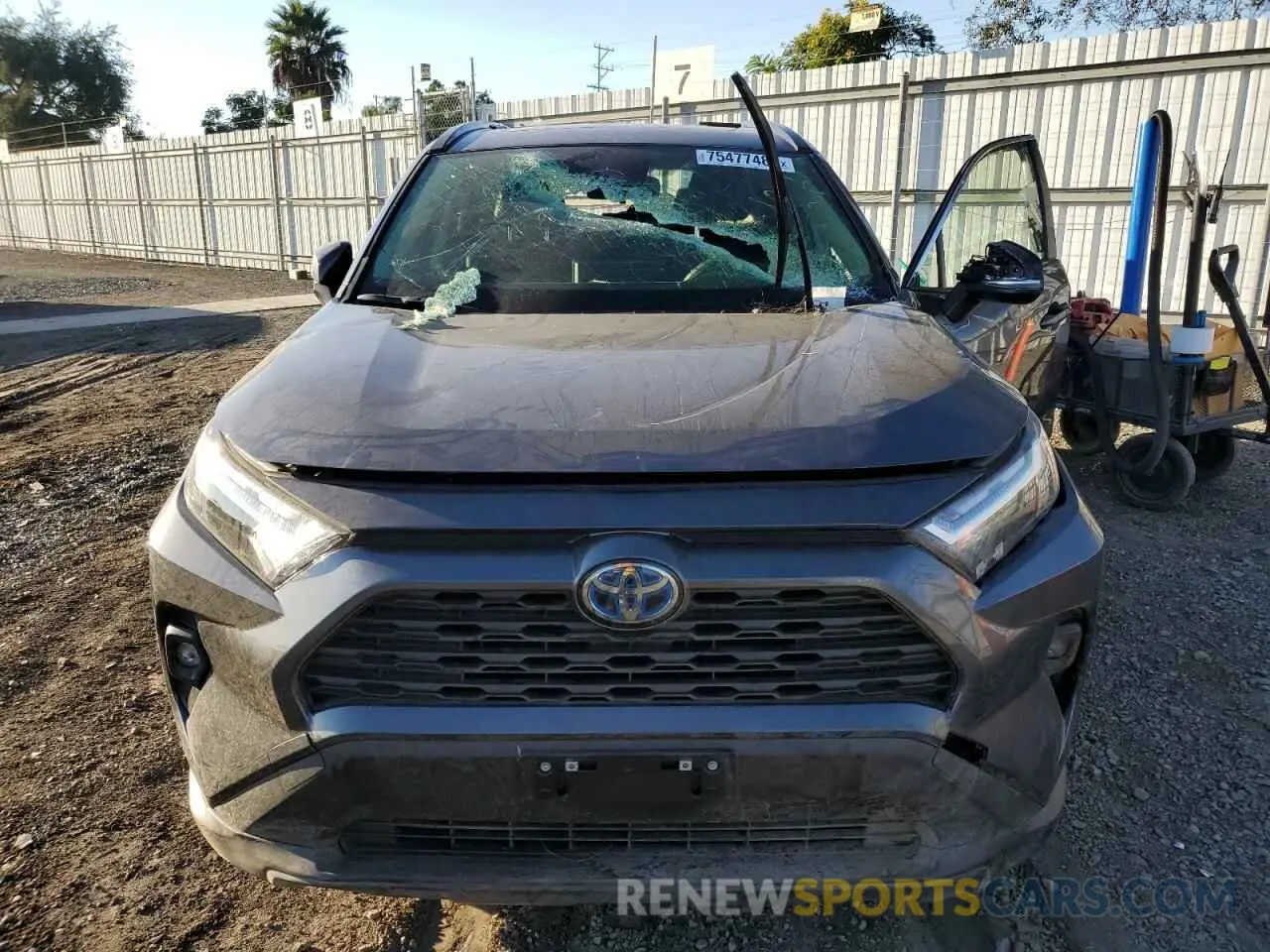 5 Photograph of a damaged car JTMB6RFV0PD544614 TOYOTA RAV4 2023
