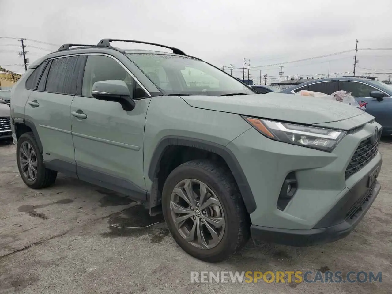4 Photograph of a damaged car JTMB6RFV1PD100304 TOYOTA RAV4 2023