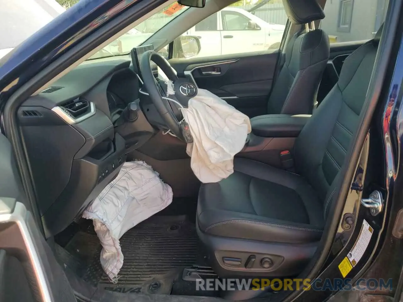 7 Photograph of a damaged car JTMB6RFV5PD090683 TOYOTA RAV4 2023