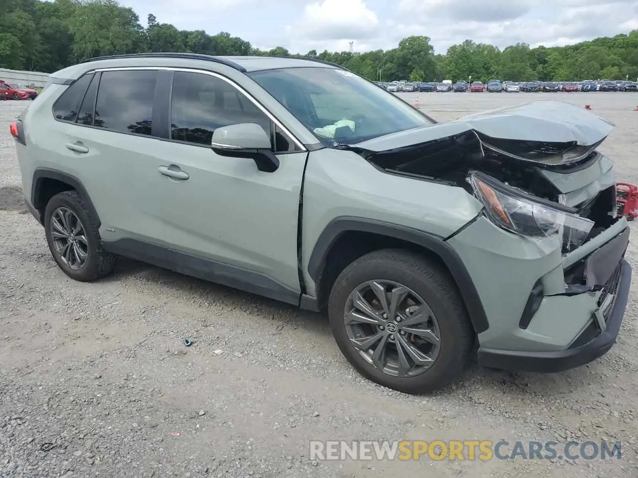 4 Photograph of a damaged car JTMB6RFV5PD543510 TOYOTA RAV4 2023