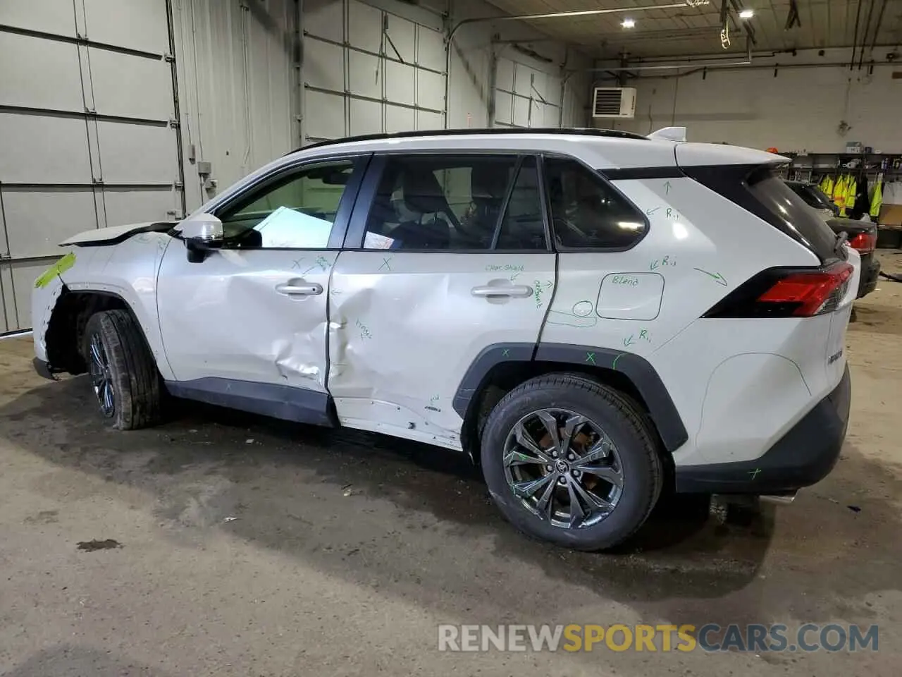 2 Photograph of a damaged car JTMB6RFV6PD085573 TOYOTA RAV4 2023