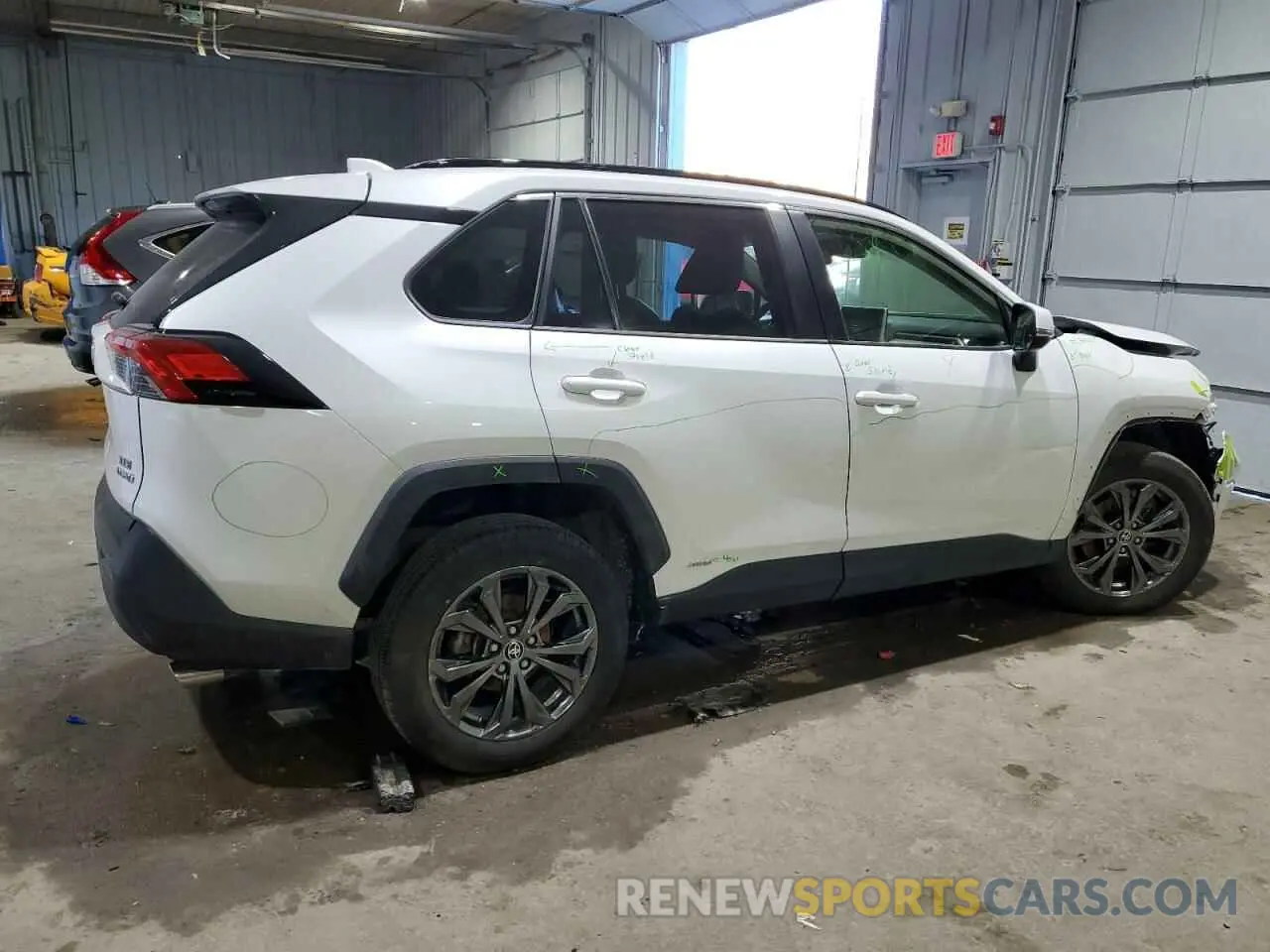3 Photograph of a damaged car JTMB6RFV6PD085573 TOYOTA RAV4 2023