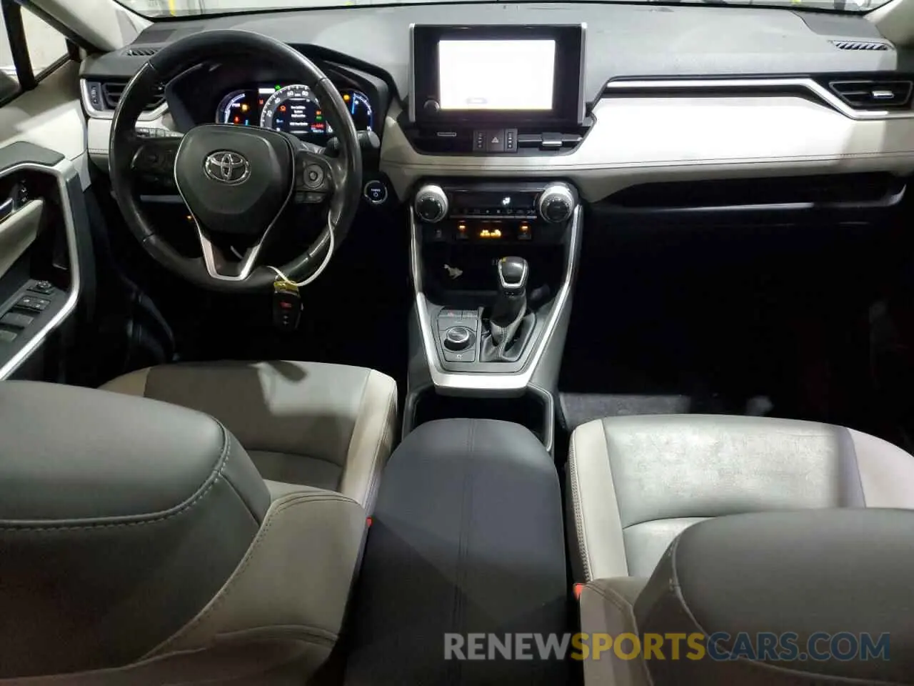 8 Photograph of a damaged car JTMB6RFV6PD085573 TOYOTA RAV4 2023