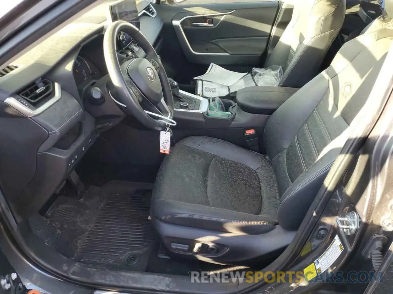 7 Photograph of a damaged car JTMB6RFV6PD093026 TOYOTA RAV4 2023