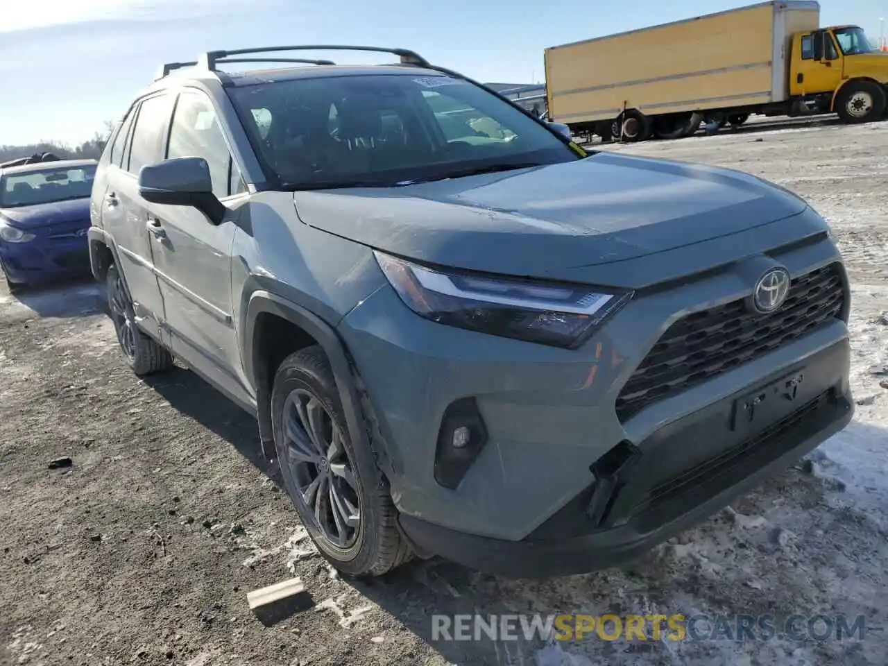 4 Photograph of a damaged car JTMB6RFV7PD084027 TOYOTA RAV4 2023