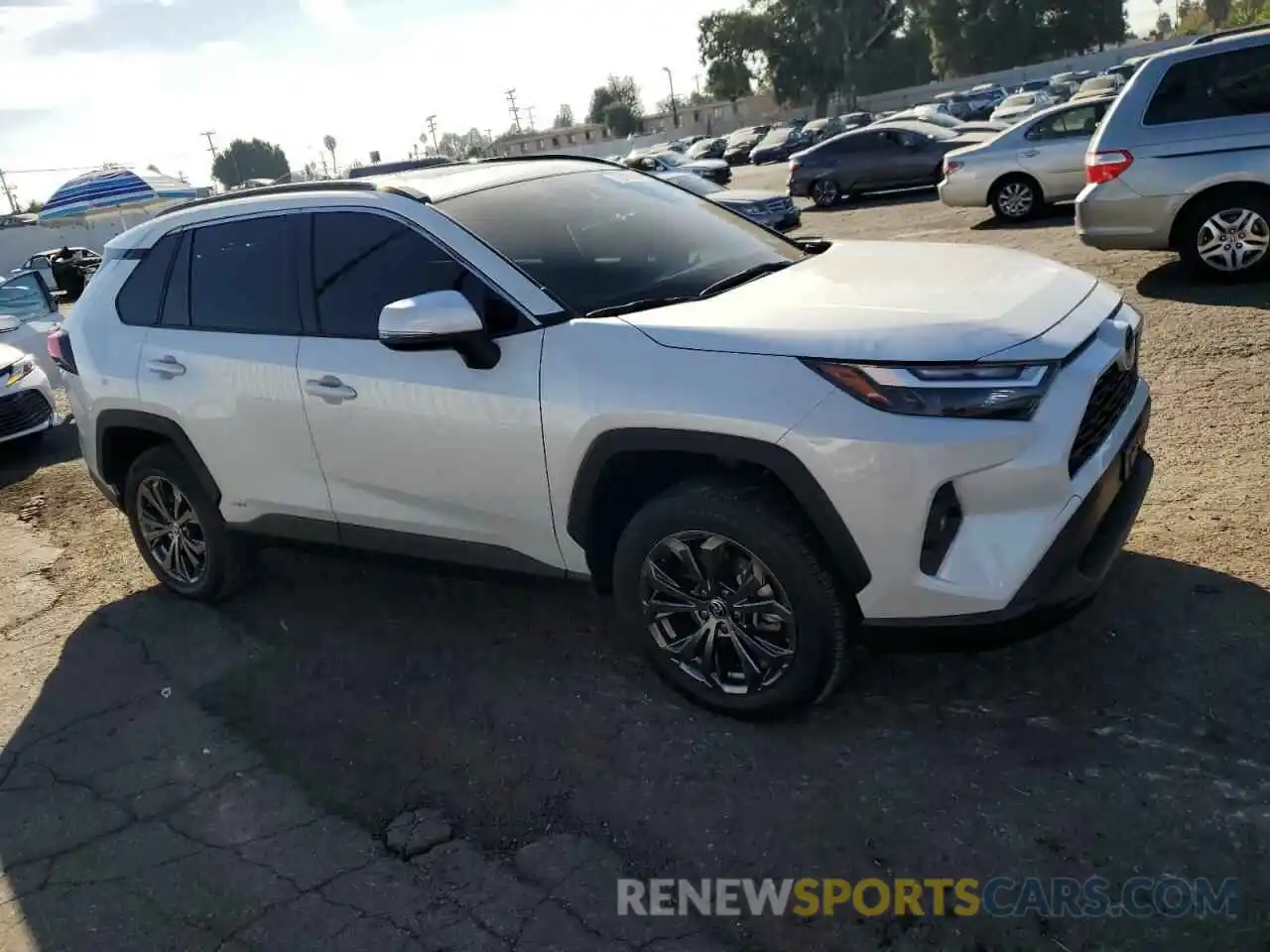 4 Photograph of a damaged car JTMB6RFV7PD115194 TOYOTA RAV4 2023