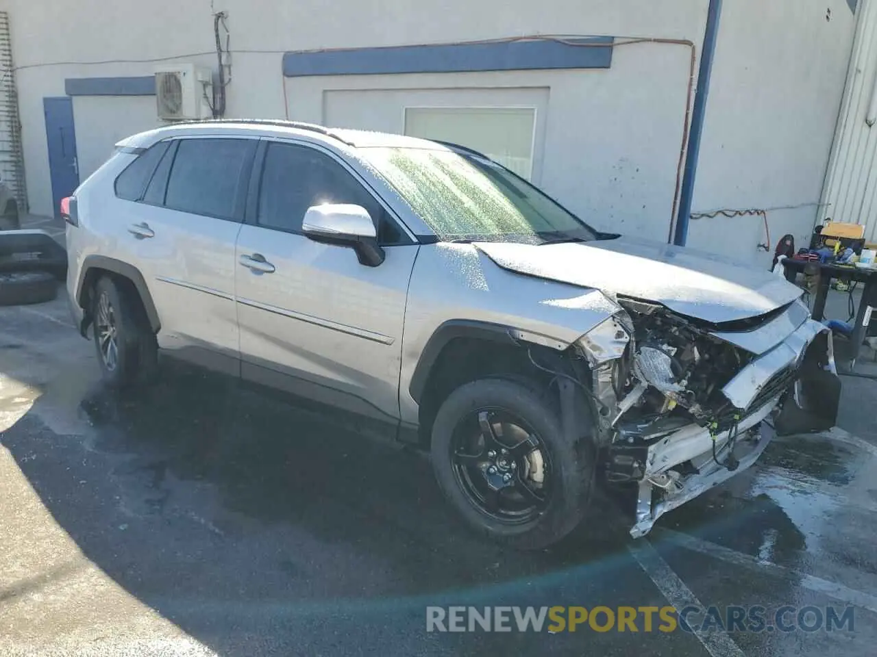 4 Photograph of a damaged car JTMB6RFV8PD111543 TOYOTA RAV4 2023