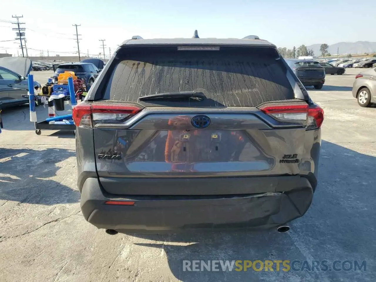 6 Photograph of a damaged car JTMB6RFV8PD111767 TOYOTA RAV4 2023