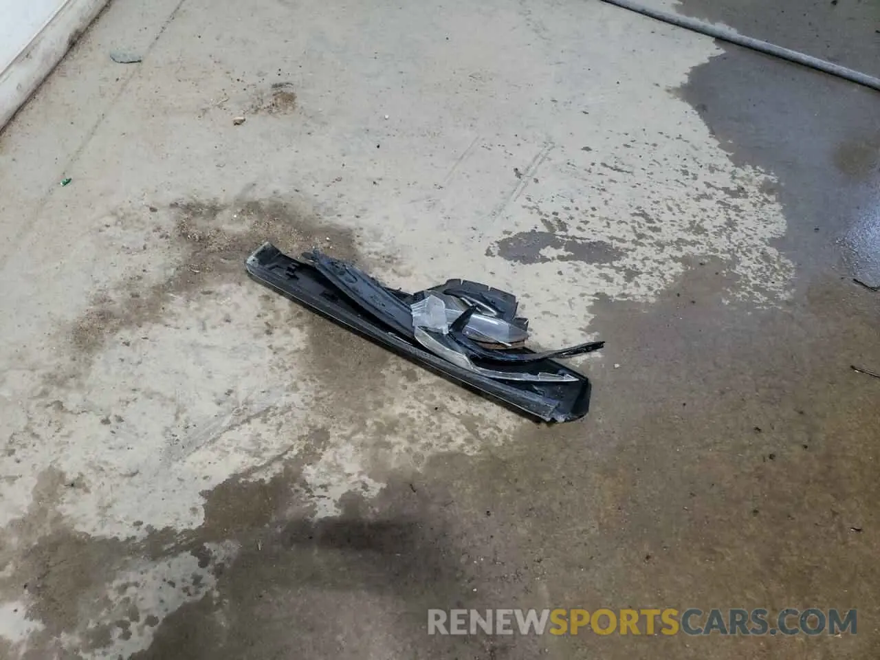 13 Photograph of a damaged car JTMB6RFV8PD113826 TOYOTA RAV4 2023