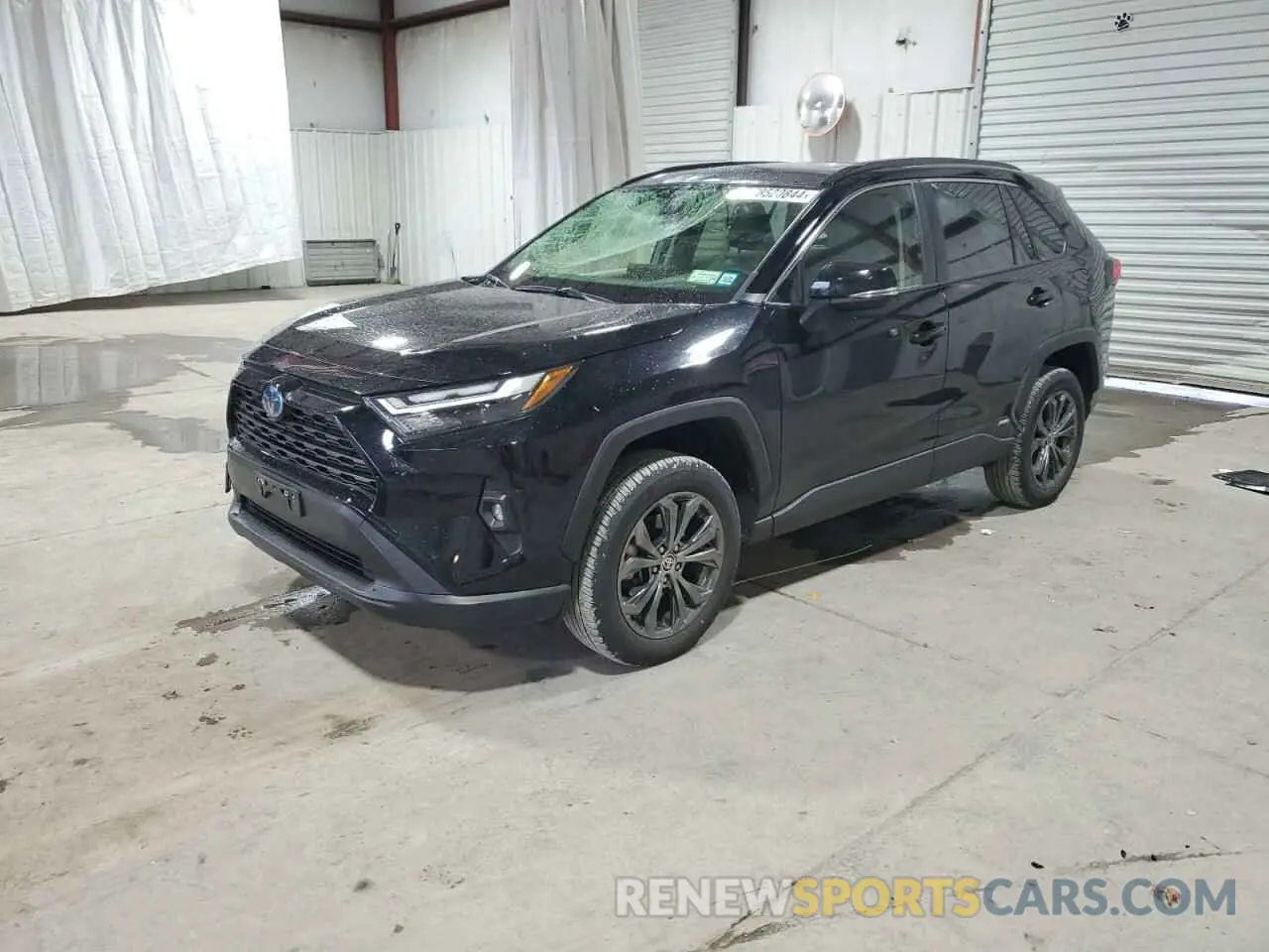 1 Photograph of a damaged car JTMB6RFV9PD106125 TOYOTA RAV4 2023