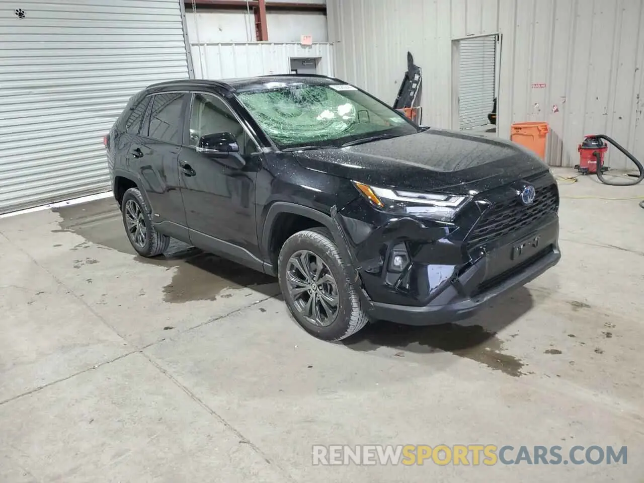 4 Photograph of a damaged car JTMB6RFV9PD106125 TOYOTA RAV4 2023