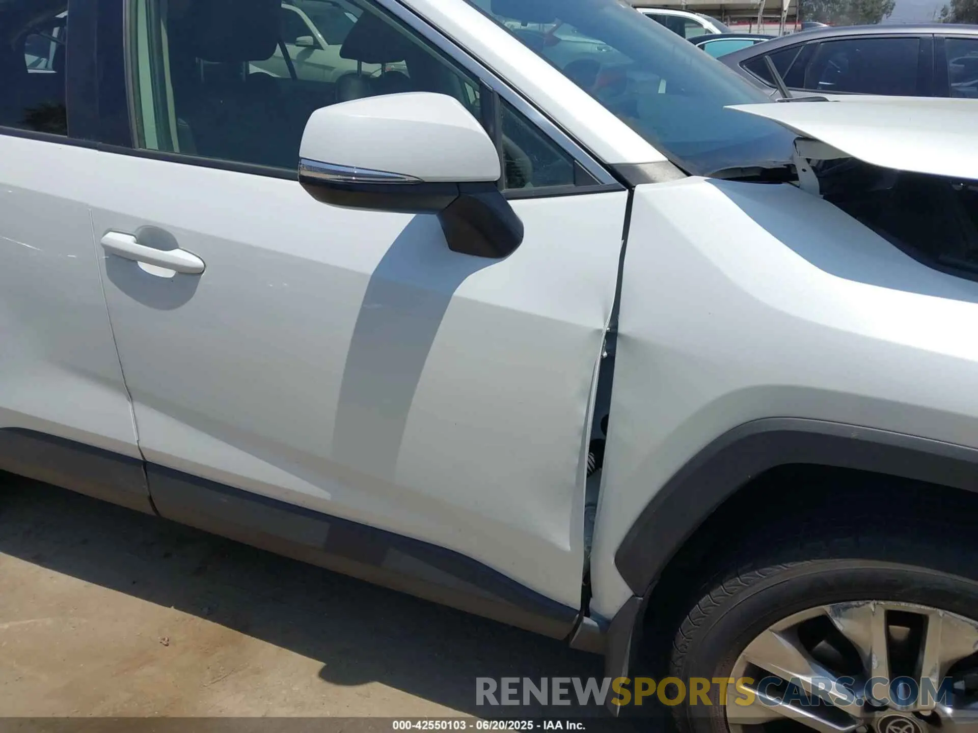 18 Photograph of a damaged car JTMC1RFV2PD101299 TOYOTA RAV4 2023
