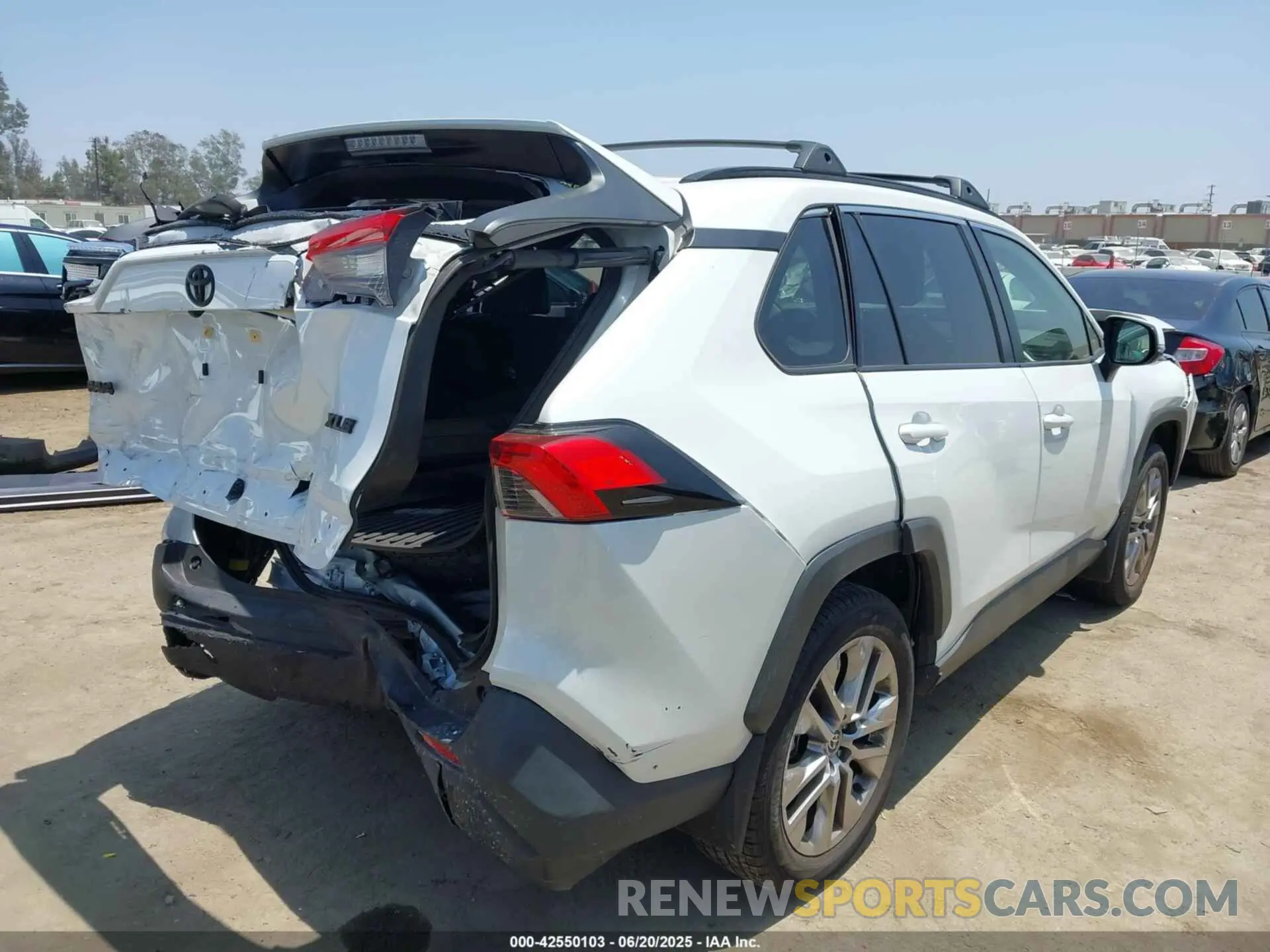 4 Photograph of a damaged car JTMC1RFV2PD101299 TOYOTA RAV4 2023