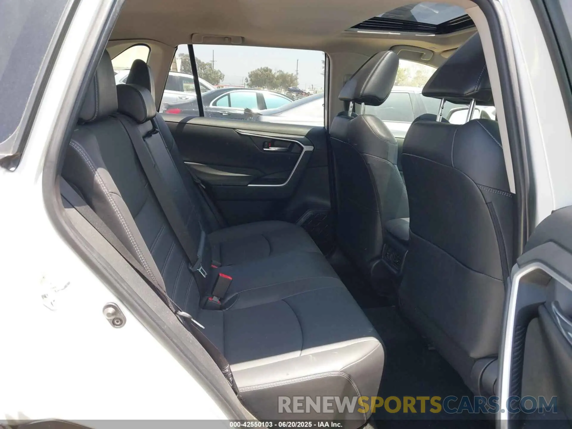 8 Photograph of a damaged car JTMC1RFV2PD101299 TOYOTA RAV4 2023