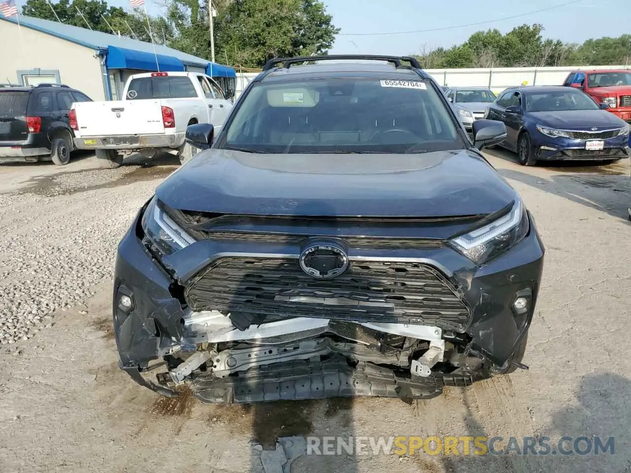 5 Photograph of a damaged car JTMC1RFV5PD102723 TOYOTA RAV4 2023