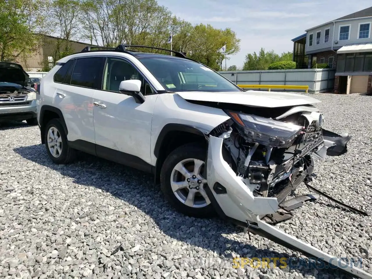 4 Photograph of a damaged car JTMD6RFV1PD112350 TOYOTA RAV4 2023
