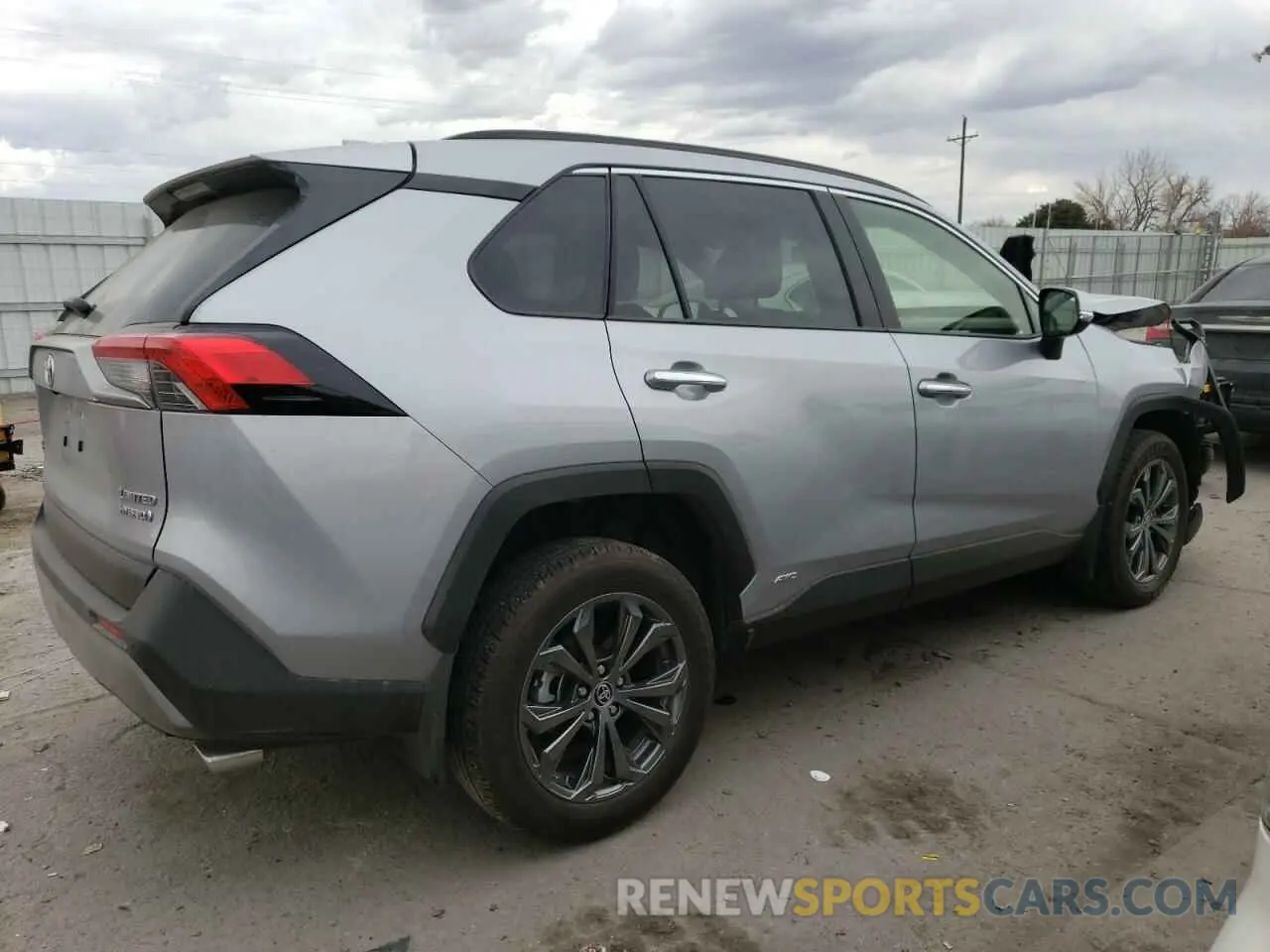 3 Photograph of a damaged car JTMD6RFV1PD112428 TOYOTA RAV4 2023