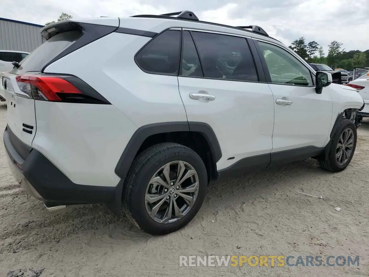 3 Photograph of a damaged car JTMD6RFV2PD542369 TOYOTA RAV4 2023