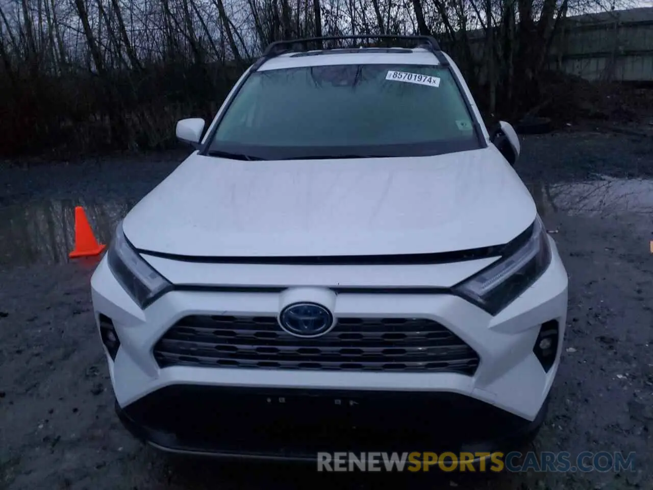 5 Photograph of a damaged car JTMD6RFV5PD099358 TOYOTA RAV4 2023