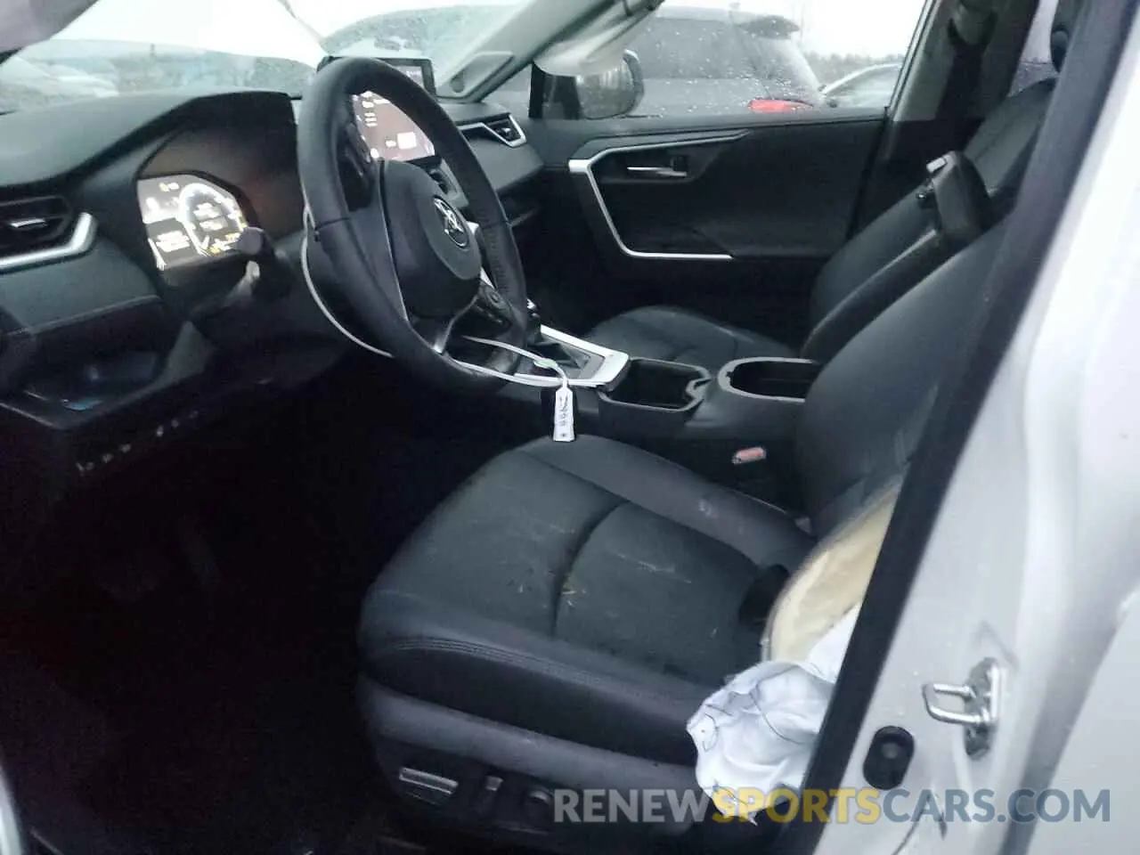 7 Photograph of a damaged car JTMD6RFV5PD099358 TOYOTA RAV4 2023