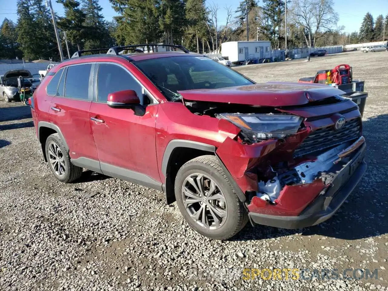 4 Photograph of a damaged car JTMD6RFV9PD080277 TOYOTA RAV4 2023