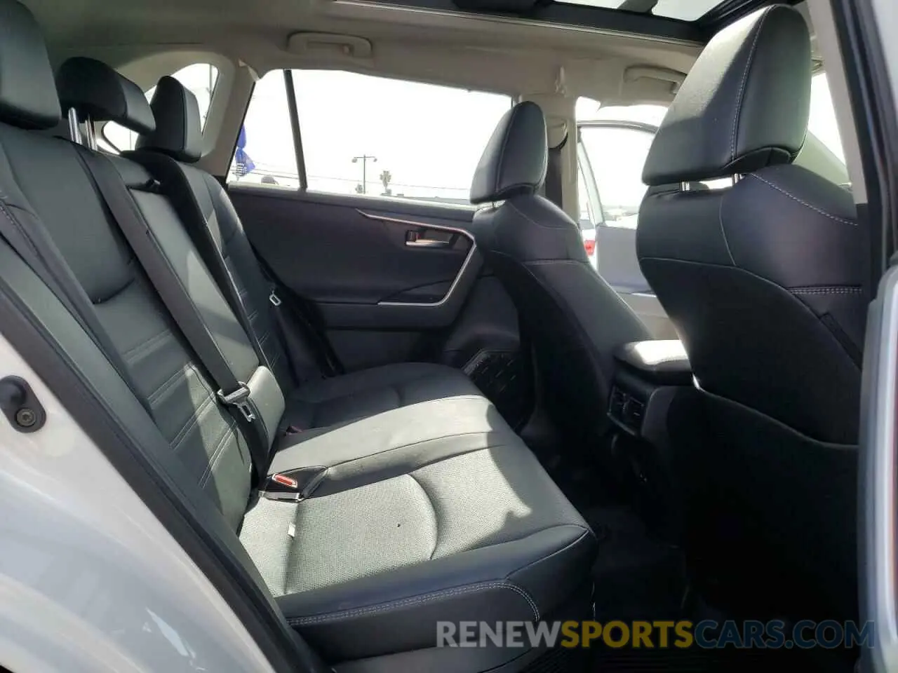 11 Photograph of a damaged car JTMD6RFVXPD548081 TOYOTA RAV4 2023