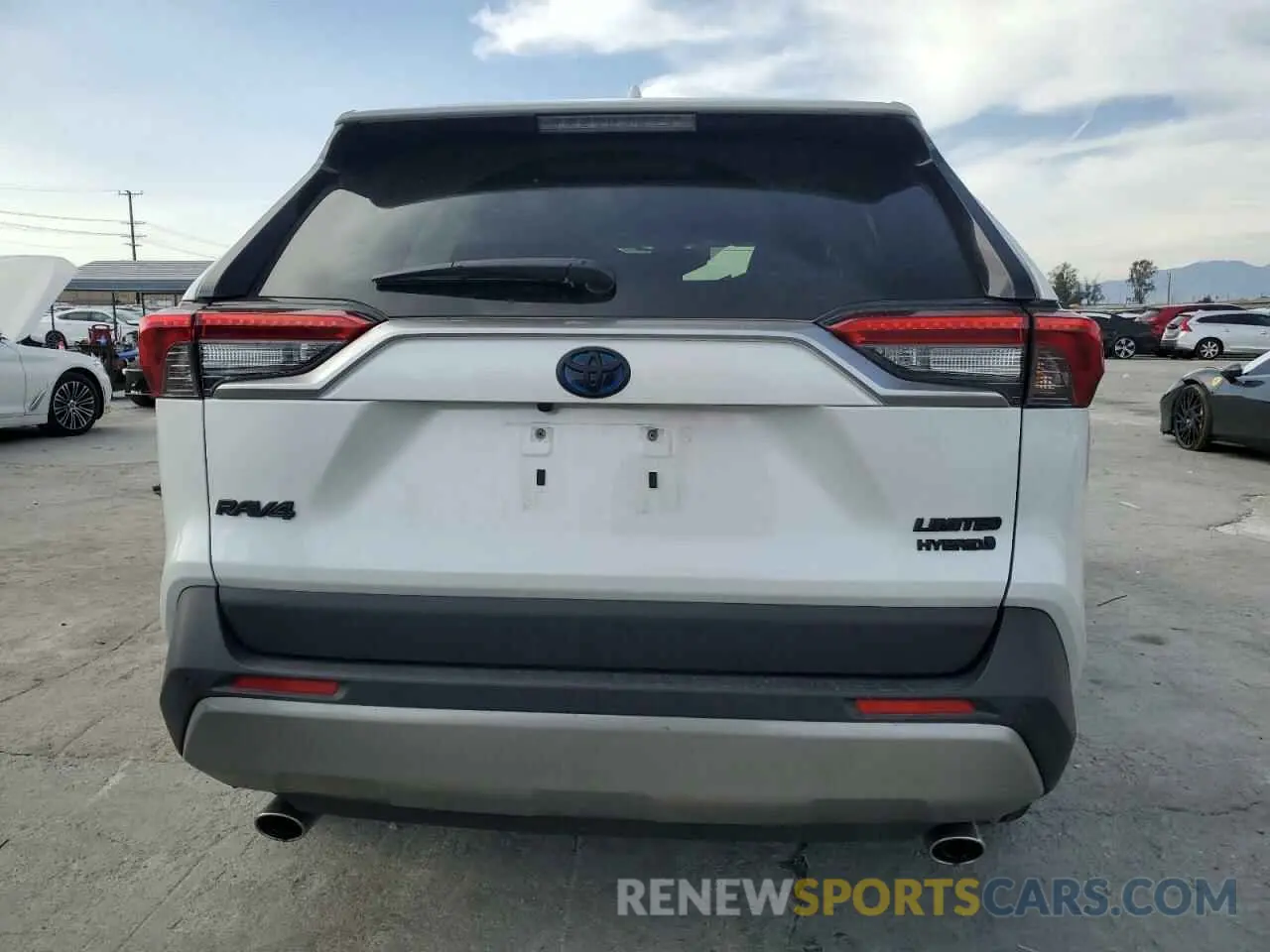 6 Photograph of a damaged car JTMD6RFVXPD548081 TOYOTA RAV4 2023