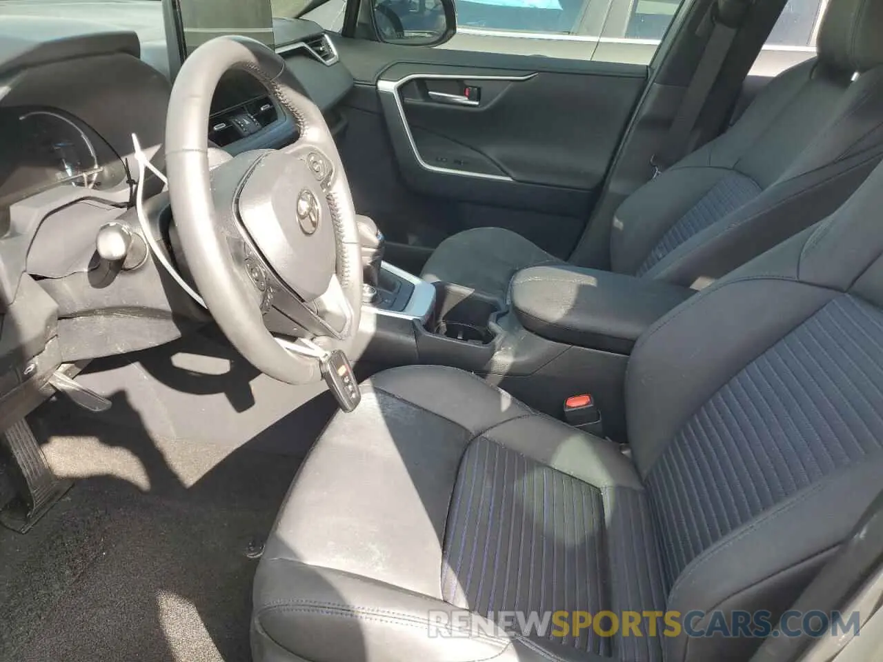 7 Photograph of a damaged car JTME6RFV4PD541924 TOYOTA RAV4 2023