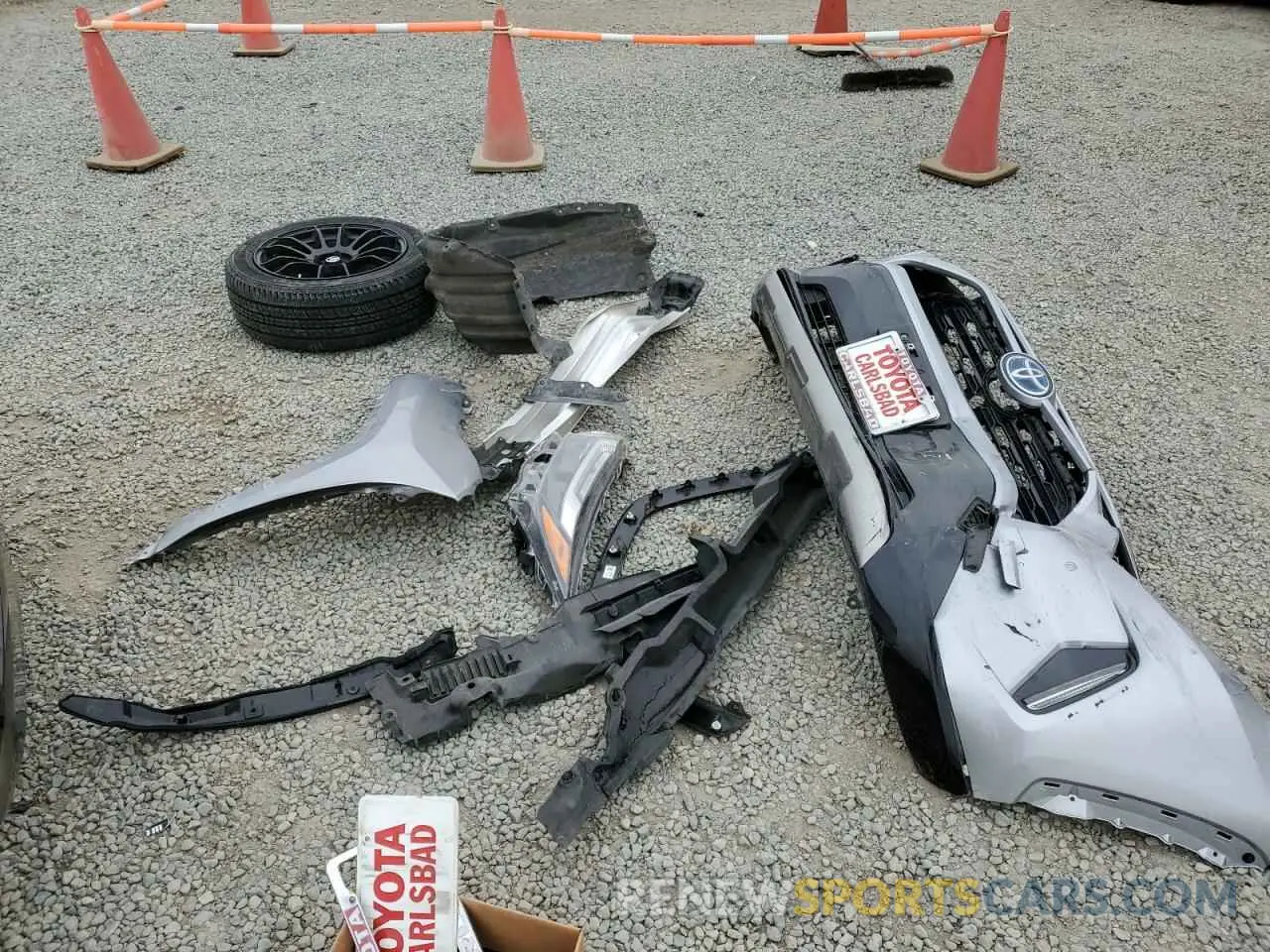 13 Photograph of a damaged car JTME6RFV8PD538847 TOYOTA RAV4 2023