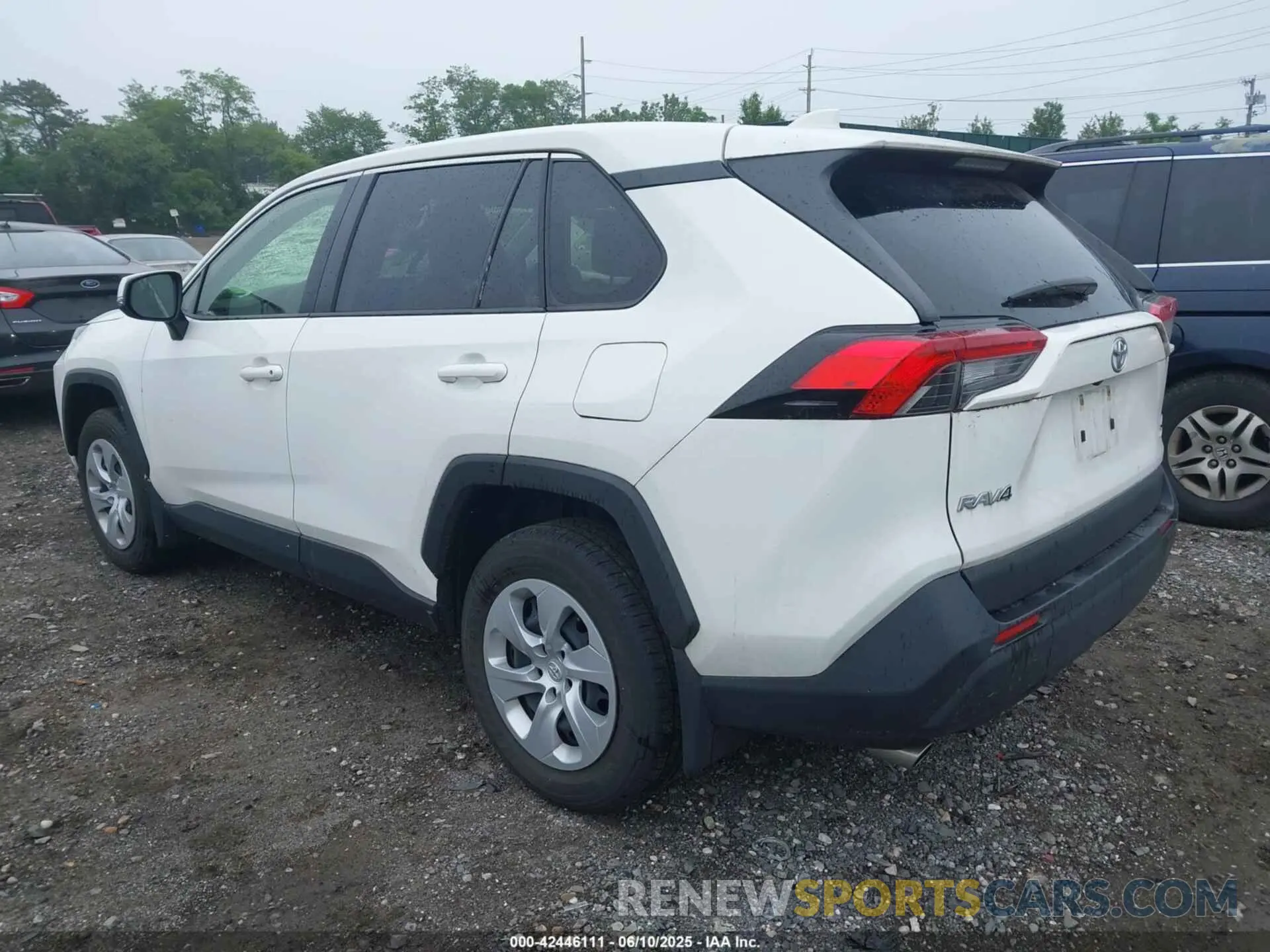 3 Photograph of a damaged car JTMG1RFV3PD093263 TOYOTA RAV4 2023
