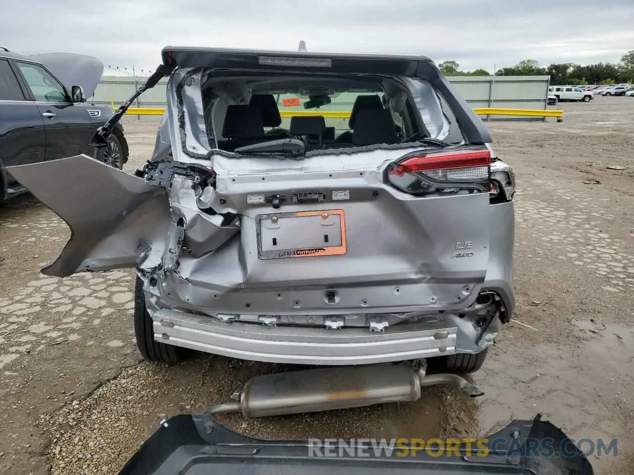 6 Photograph of a damaged car JTMG1RFV5PD102013 TOYOTA RAV4 2023