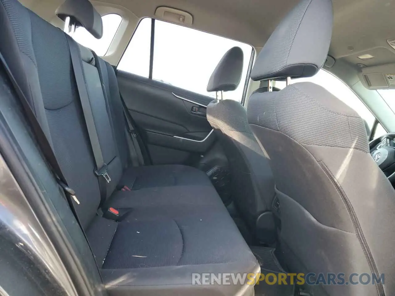 10 Photograph of a damaged car JTMLWRFV8PD171455 TOYOTA RAV4 2023