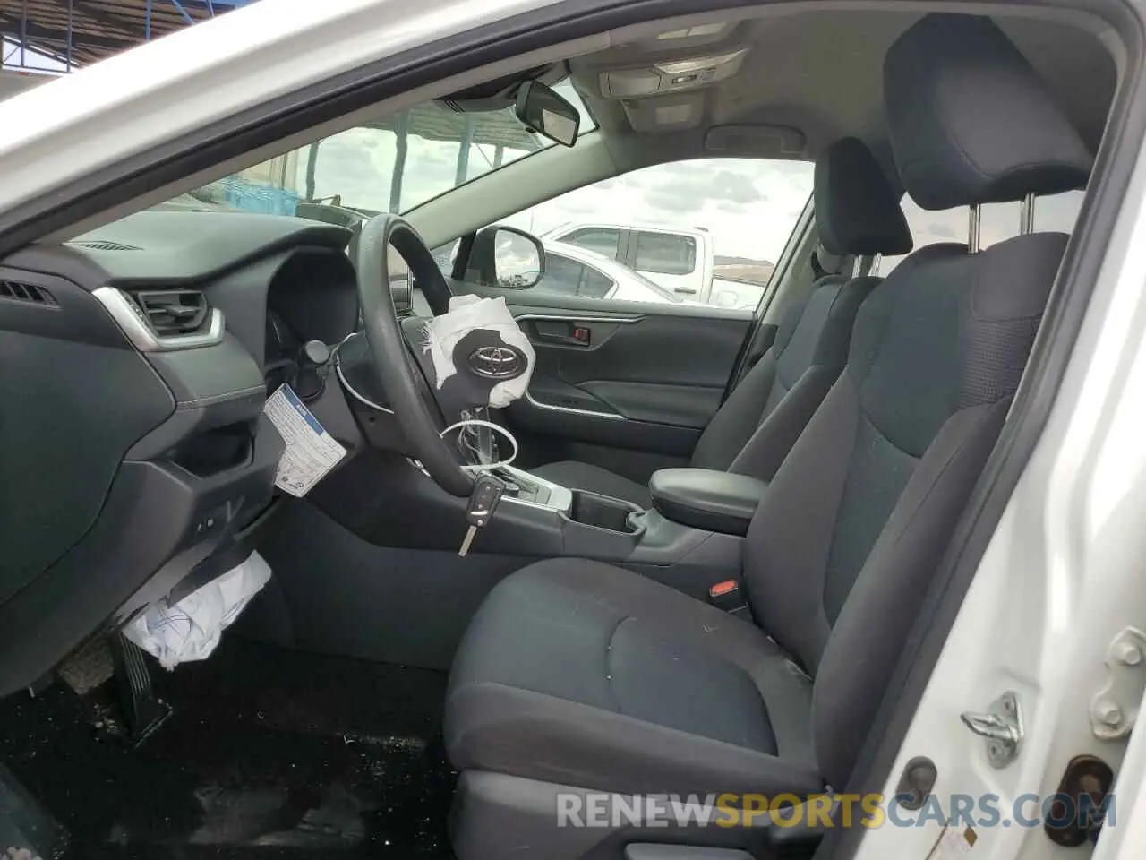 7 Photograph of a damaged car JTMMWRFV5PD177685 TOYOTA RAV4 2023