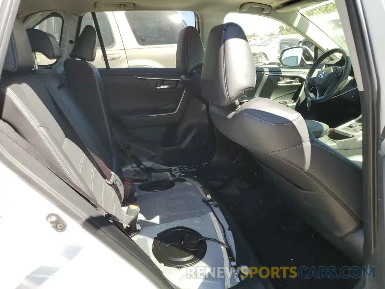 11 Photograph of a damaged car JTMN1RFV8PJ040843 TOYOTA RAV4 2023