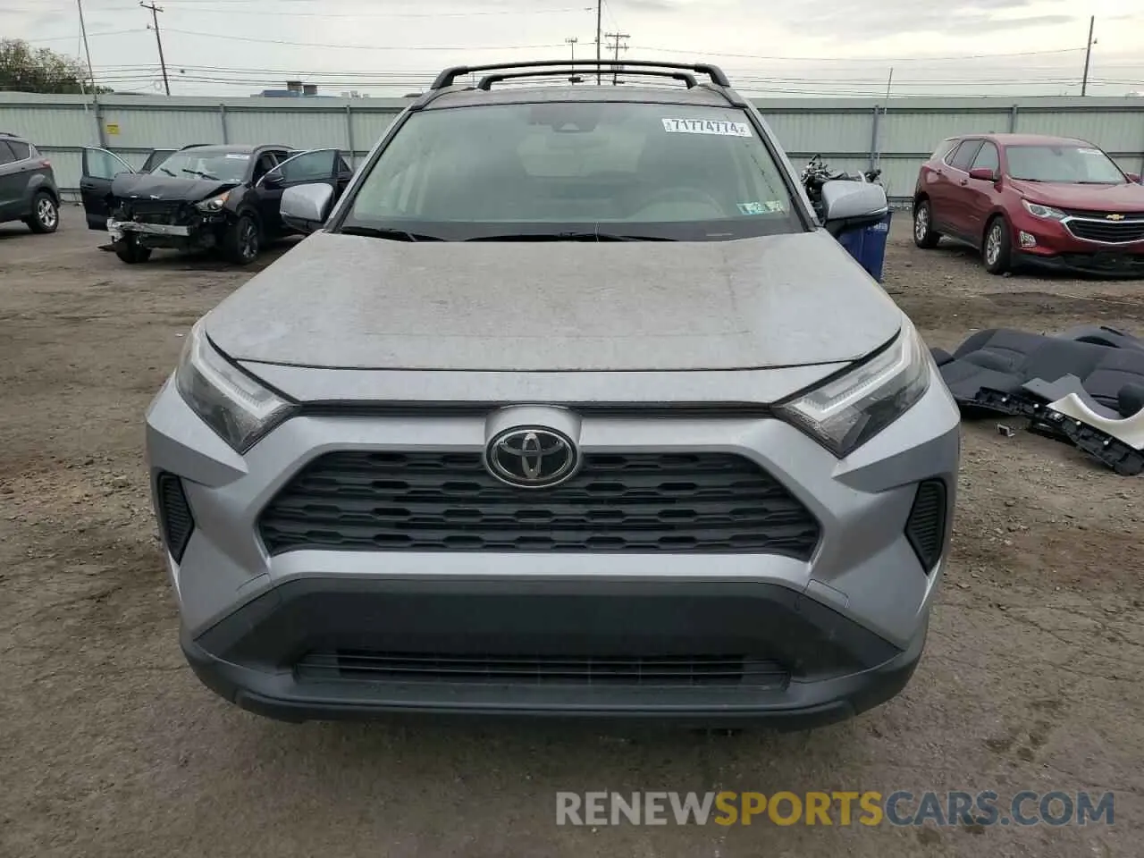 5 Photograph of a damaged car JTMP1RFV4PD094387 TOYOTA RAV4 2023