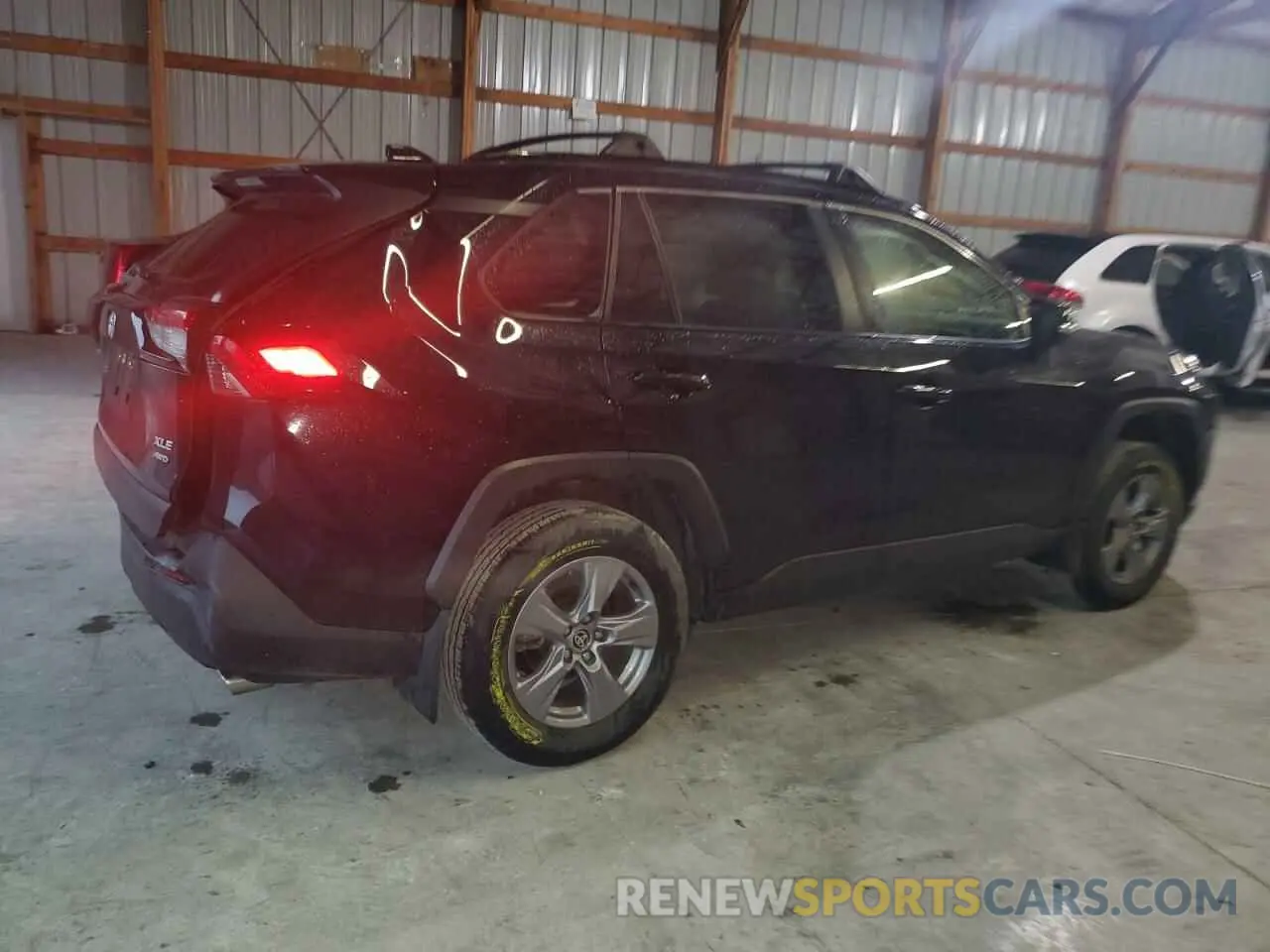 3 Photograph of a damaged car JTMP1RFV5PD095113 TOYOTA RAV4 2023
