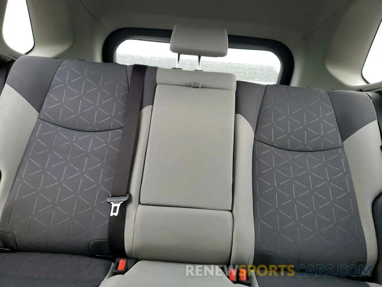 10 Photograph of a damaged car JTMP1RFV7PD093184 TOYOTA RAV4 2023