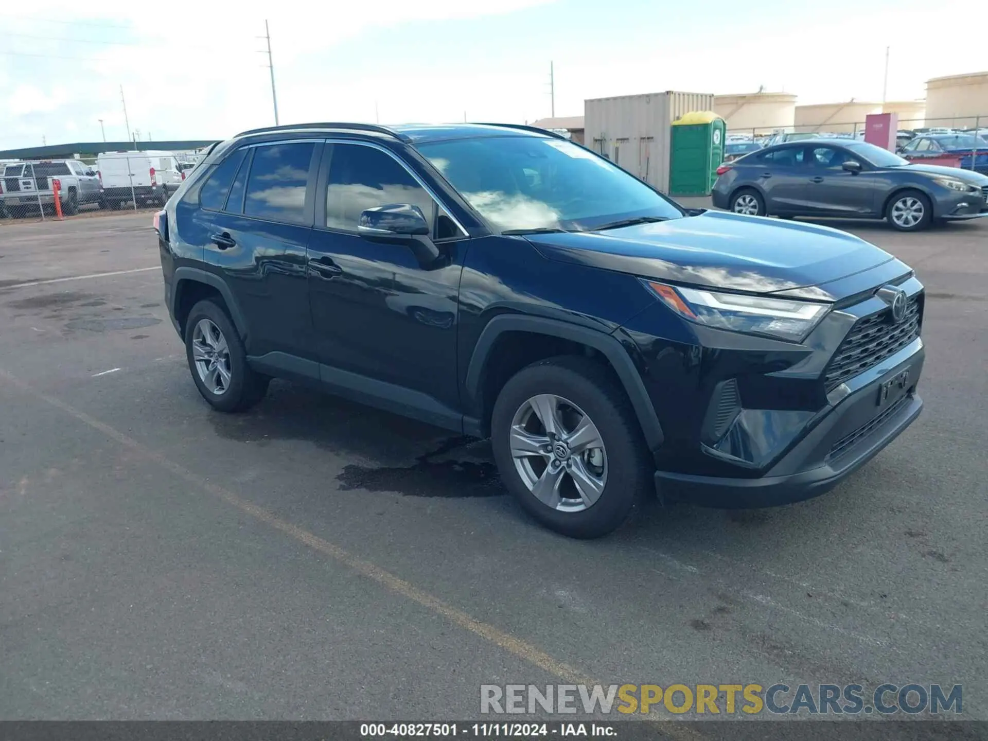 1 Photograph of a damaged car JTMP1RFV7PJ041961 TOYOTA RAV4 2023