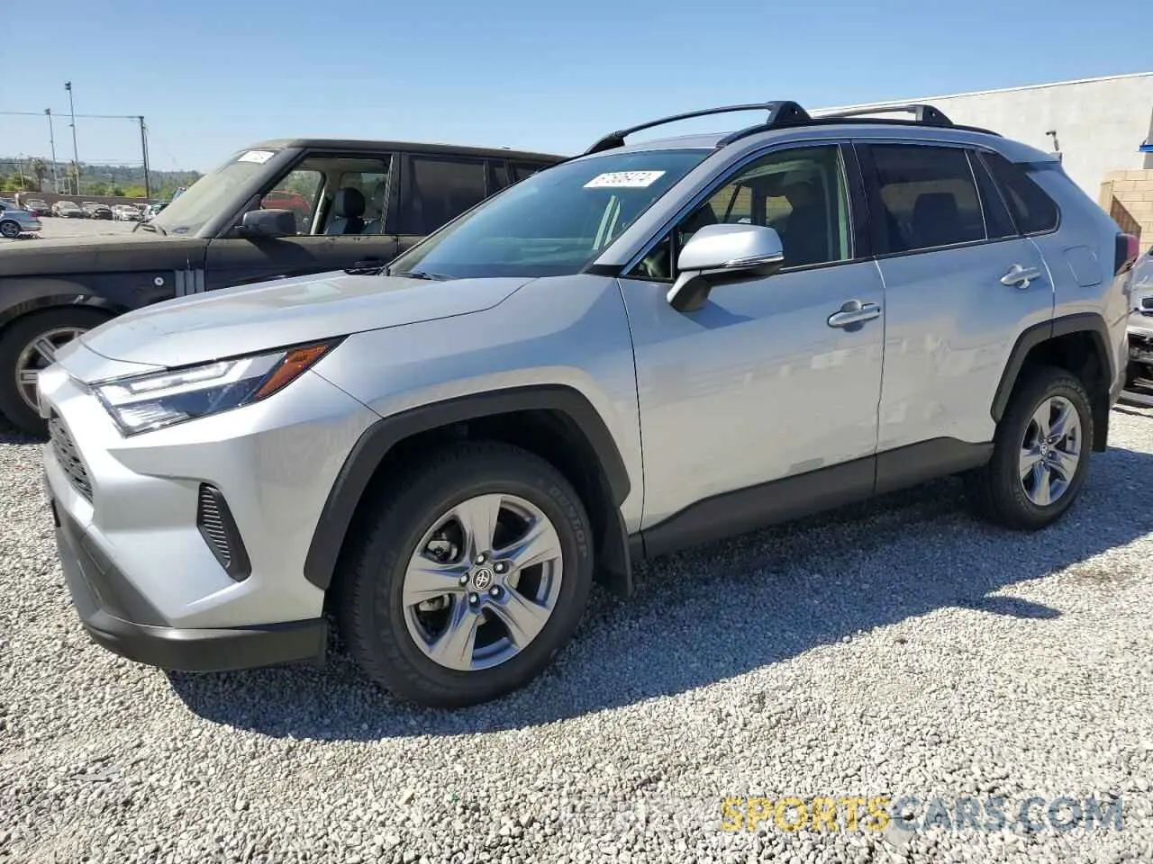 1 Photograph of a damaged car JTMP1RFV8PJ040866 TOYOTA RAV4 2023