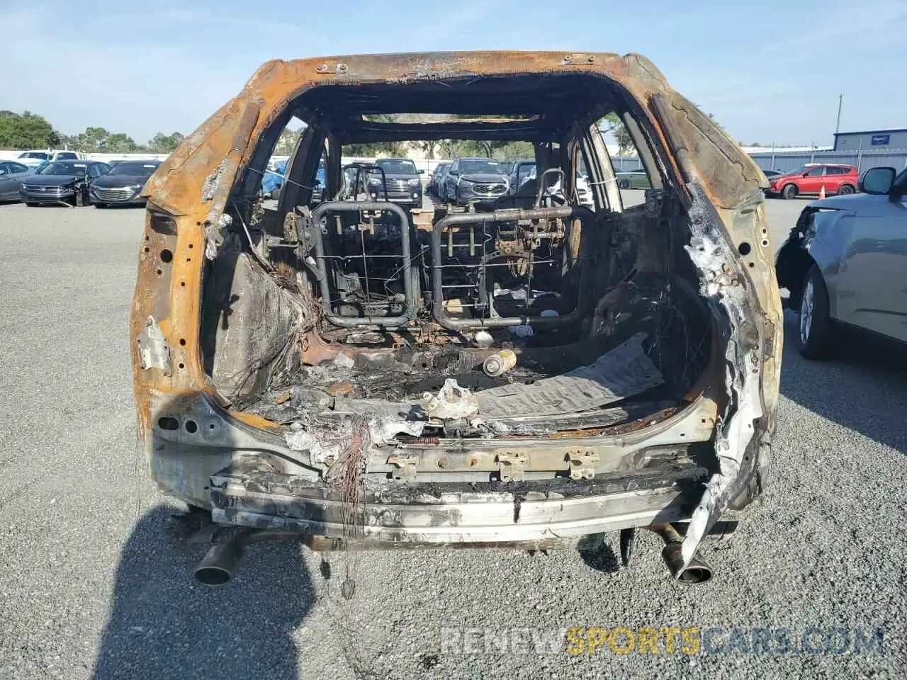 6 Photograph of a damaged car JTMRWRFV6PJ056588 TOYOTA RAV4 2023