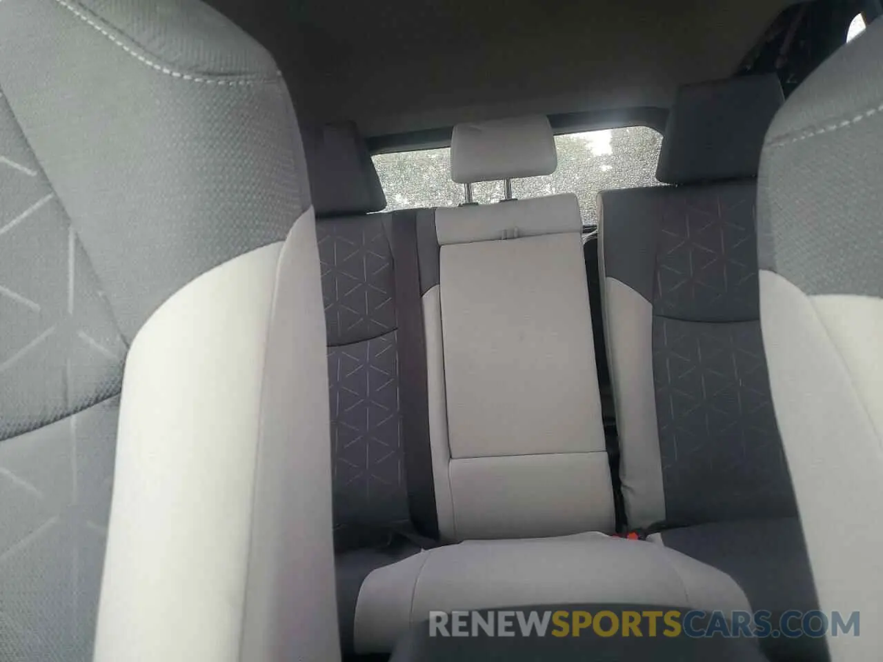 10 Photograph of a damaged car JTMRWRFV7PD181906 TOYOTA RAV4 2023