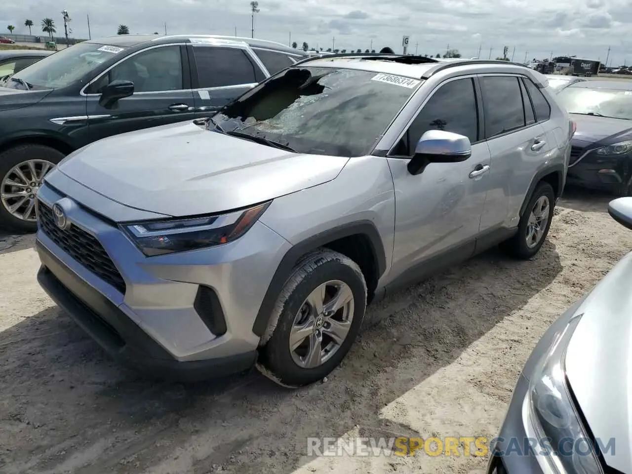 1 Photograph of a damaged car JTMRWRFVXPD206118 TOYOTA RAV4 2023