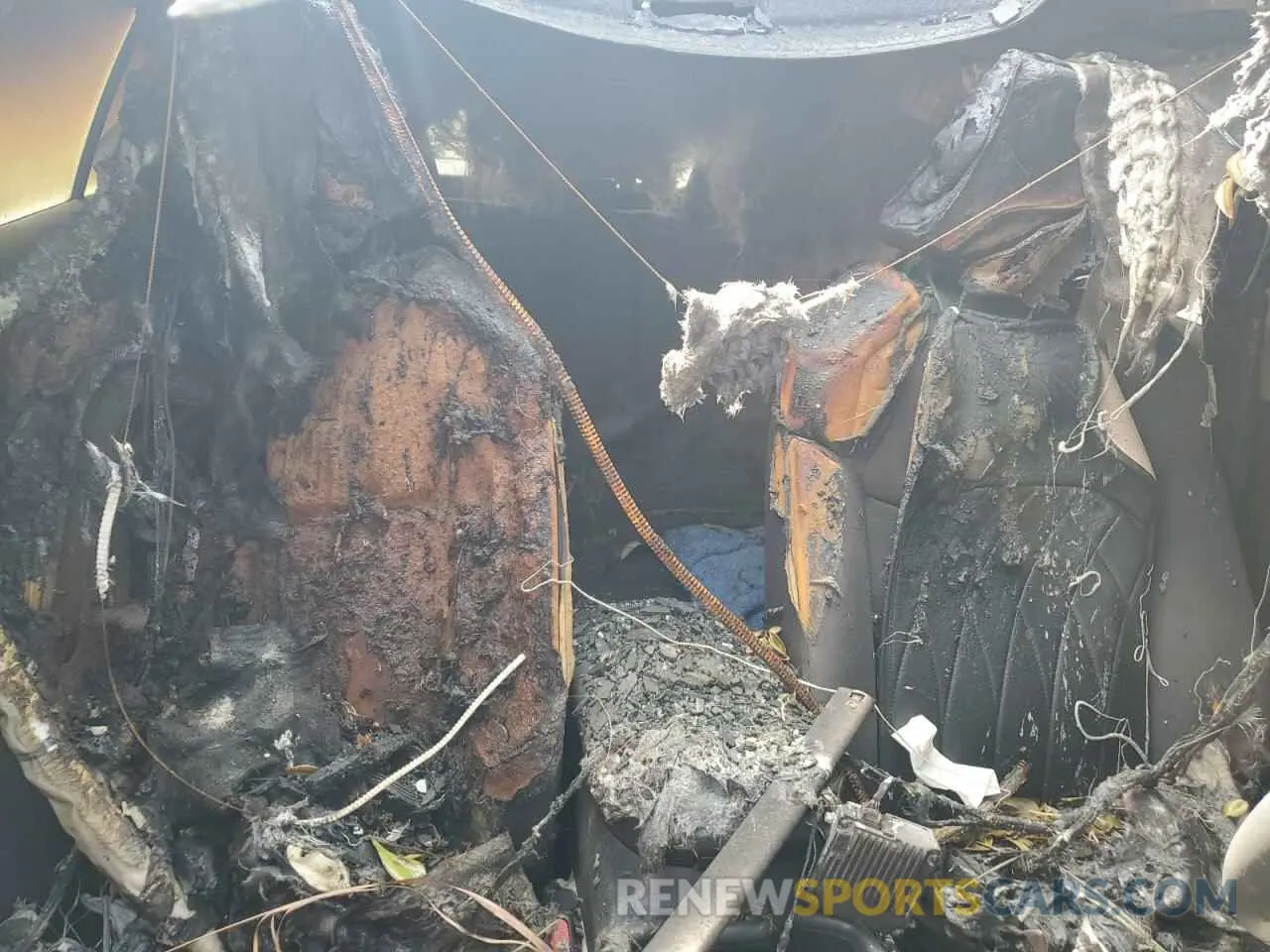 10 Photograph of a damaged car JTMRWRFVXPD206118 TOYOTA RAV4 2023