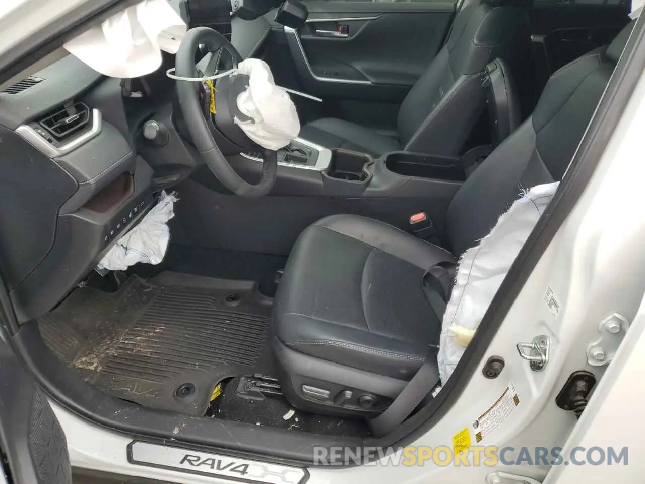 7 Photograph of a damaged car JTMY1RFV3PJ025714 TOYOTA RAV4 2023